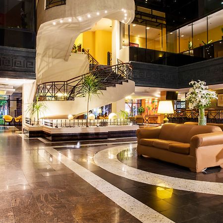 Krystal Monterrey Hotel Eksteriør billede