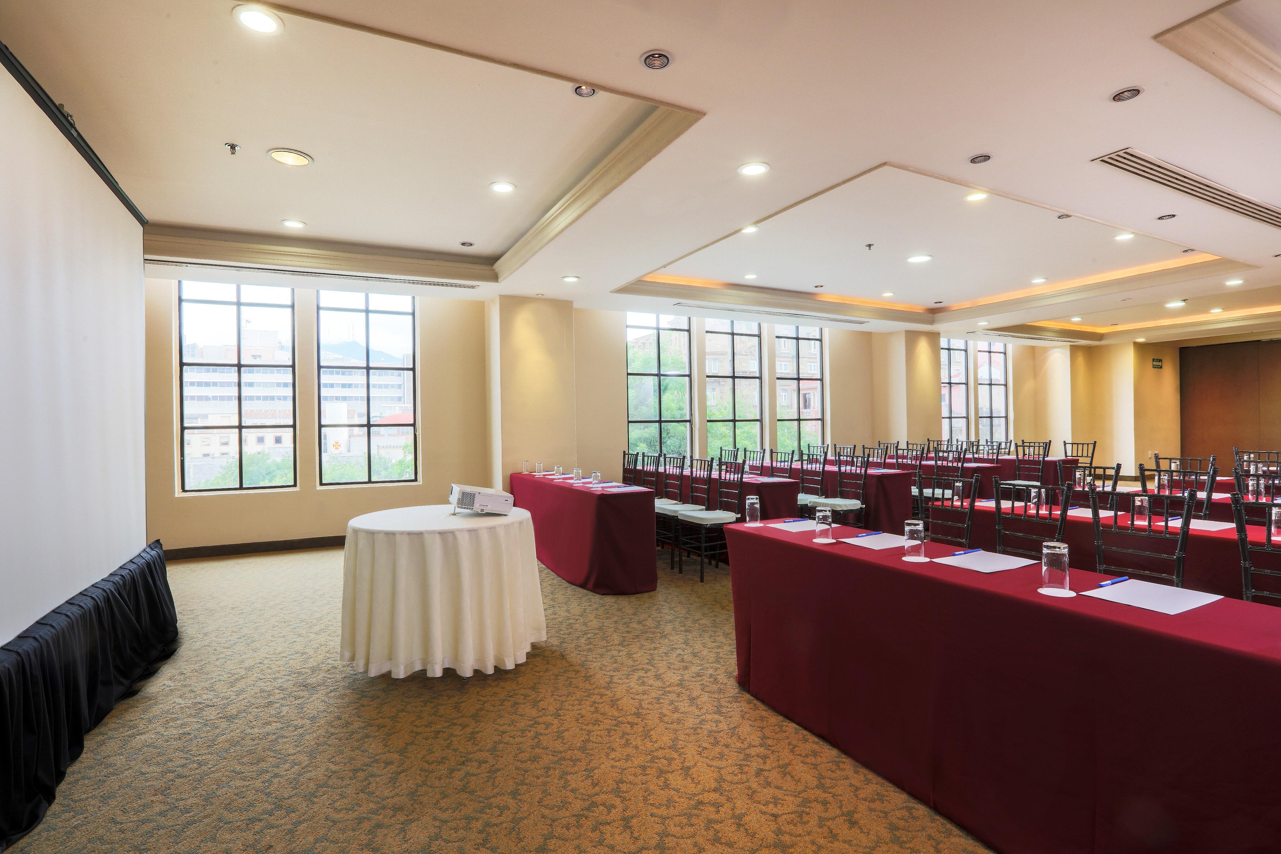 Krystal Monterrey Hotel Eksteriør billede