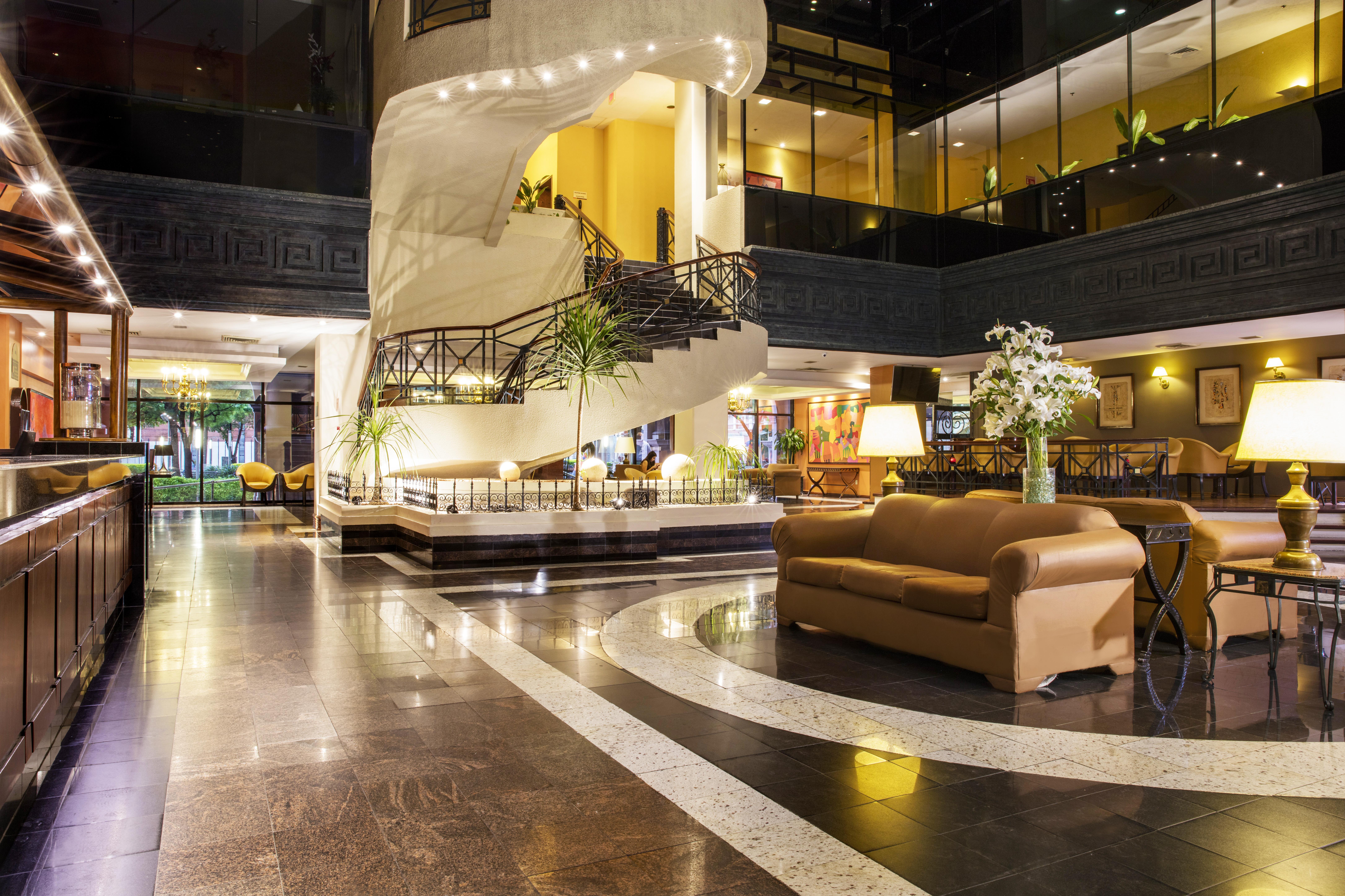 Krystal Monterrey Hotel Eksteriør billede