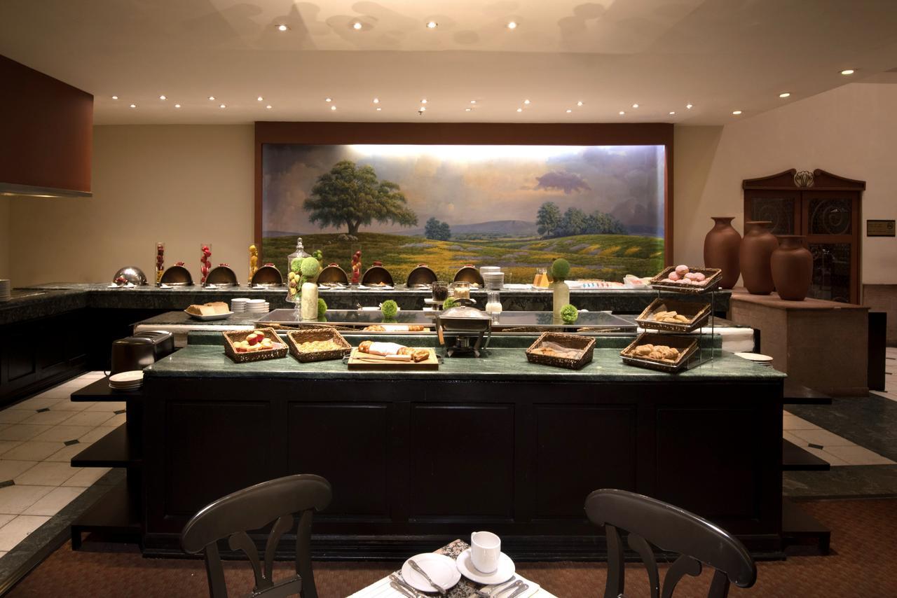 Krystal Monterrey Hotel Eksteriør billede